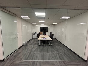 700 N Brand Blvd, Glendale, CA for lease Interior Photo- Image 2 of 10