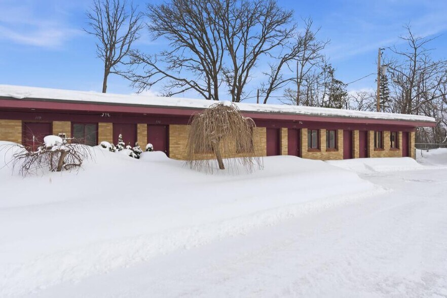 1707 Ashmun St, Sault Sainte Marie, MI à vendre - Photo du bâtiment - Image 3 de 11