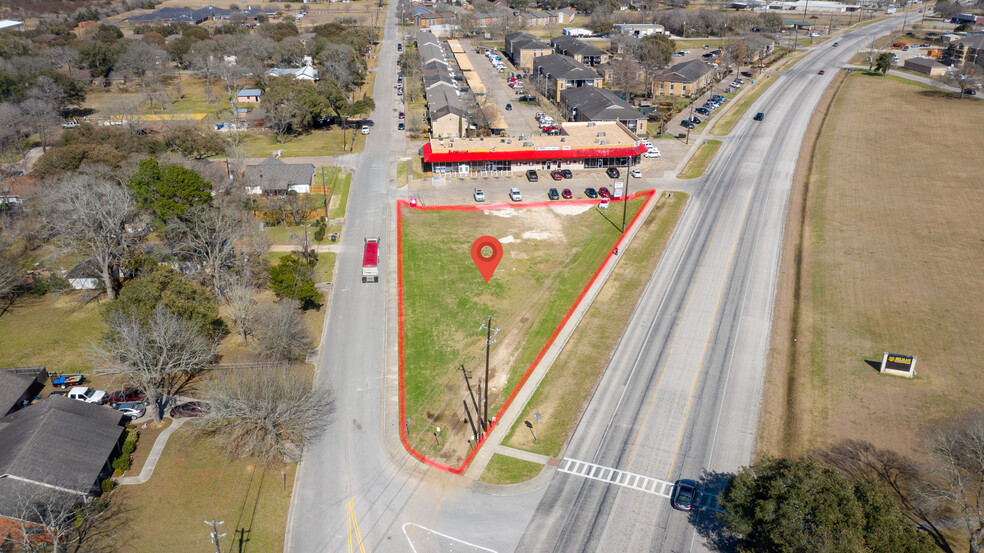 1701 Highway 90 W, Sealy, TX for sale - Primary Photo - Image 1 of 1