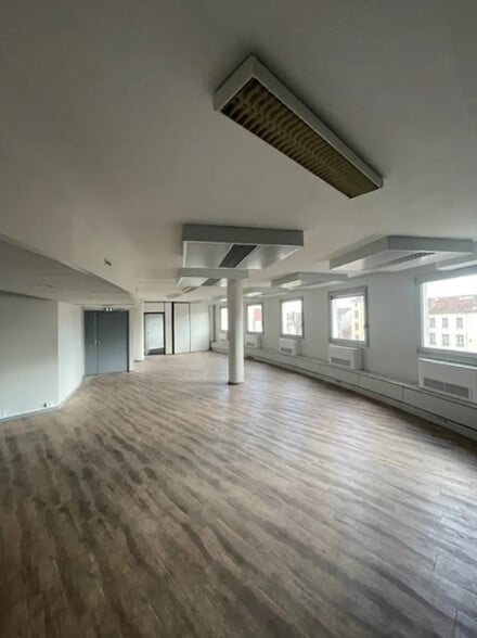 3 Place Charles Hernu, Villeurbanne à vendre - Photo intérieure - Image 3 de 7