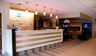 Plus de détails pour 157 Water St, Campbellton, NB - Bureau/Commerce de détail à louer