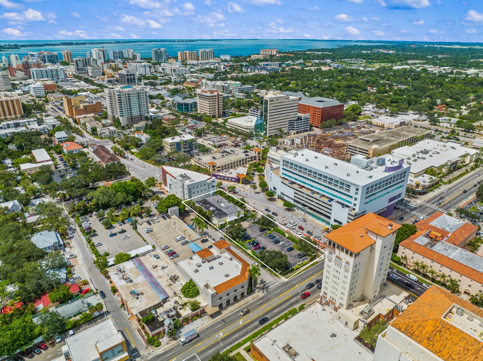100 S Washington Blvd, Sarasota, FL for sale Primary Photo- Image 1 of 7