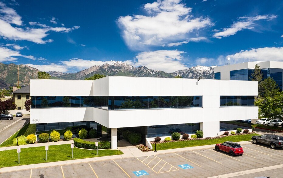 480 E Winchester St, Murray, UT à louer - Photo du bâtiment - Image 3 de 15