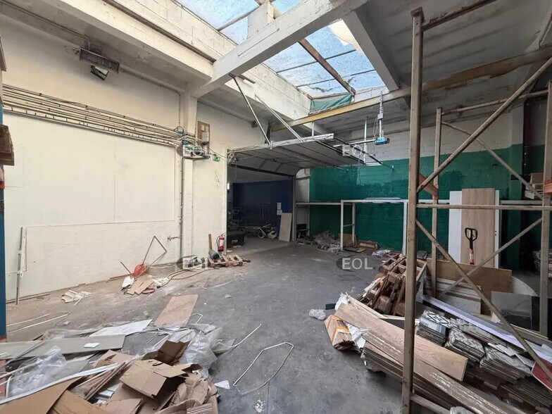 Flex in Champigny-sur-Marne for sale - Building Photo - Image 3 of 8