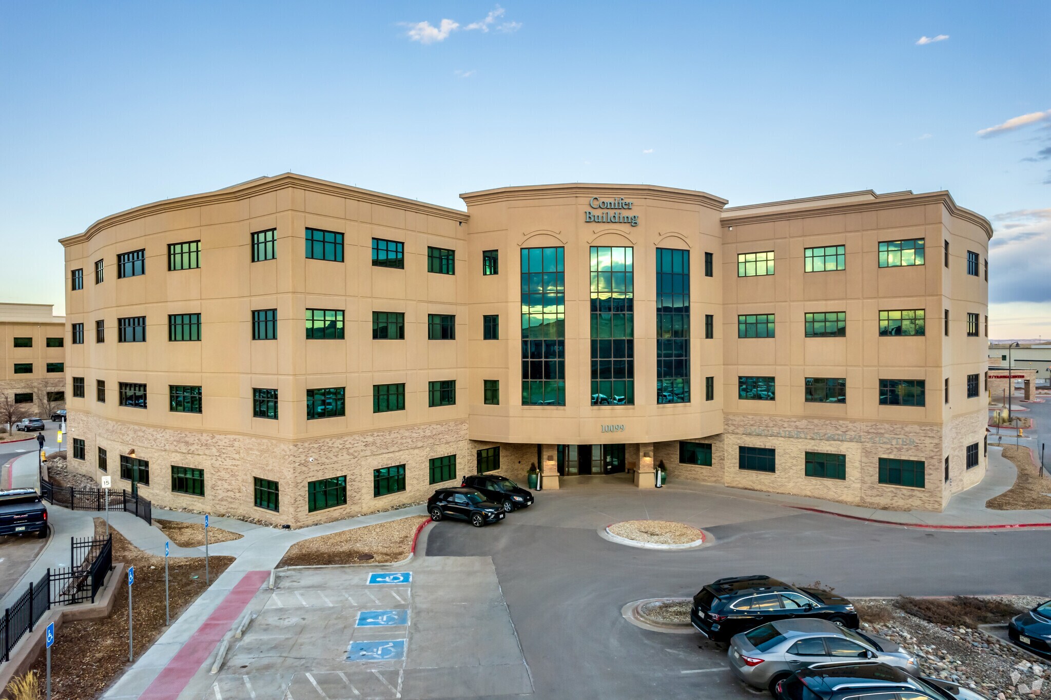 10099 Ridgegate Pky, Lone Tree, CO à vendre Photo principale- Image 1 de 1