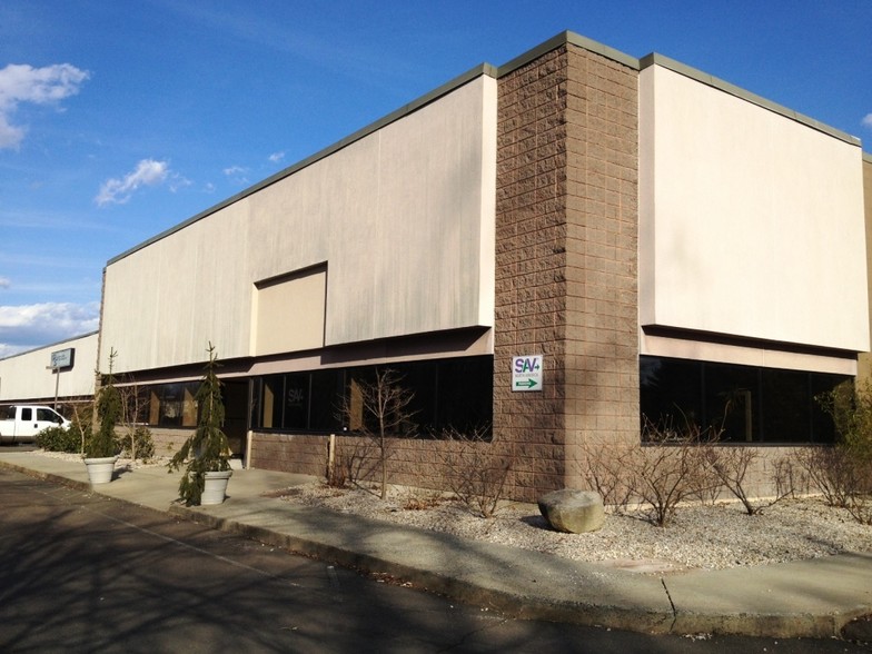 250 Nutmeg Rd S, South Windsor, CT for lease - Other - Image 2 of 7