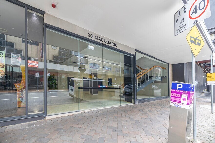20 Macquarie St, Parramatta à louer - Photo du bâtiment - Image 3 de 12