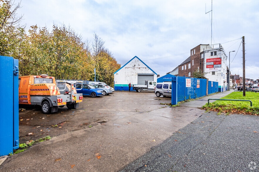 190-194 St. Marys Rd, Liverpool for lease - Building Photo - Image 2 of 2