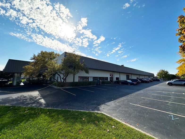 2900 Skokie Hwy, North Chicago, IL à louer - Photo du bâtiment - Image 2 de 4