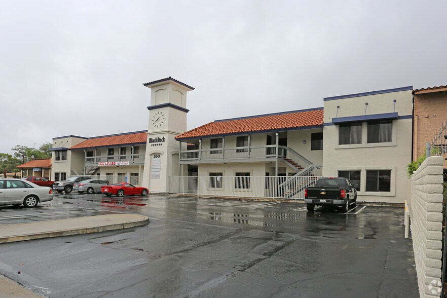 350 W 9th Ave, Escondido, CA à louer - Photo du bâtiment - Image 2 de 12