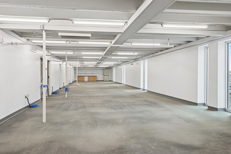 300 N Broad St, New Orleans, LA à louer - Photo du bâtiment - Image 2 de 8