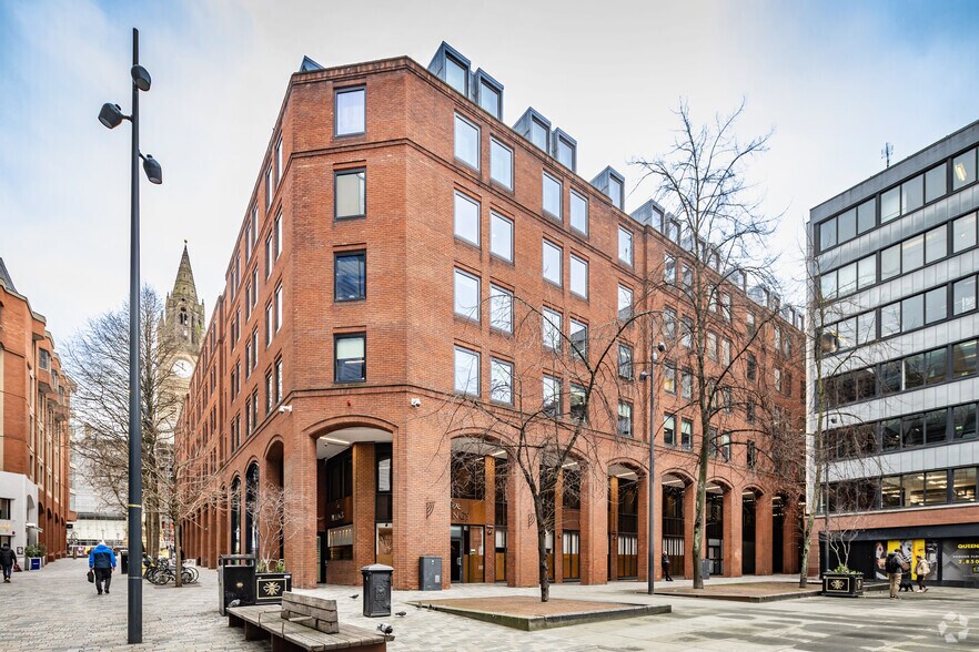 47 Lloyd St, Manchester à louer - Photo du bâtiment - Image 3 de 3