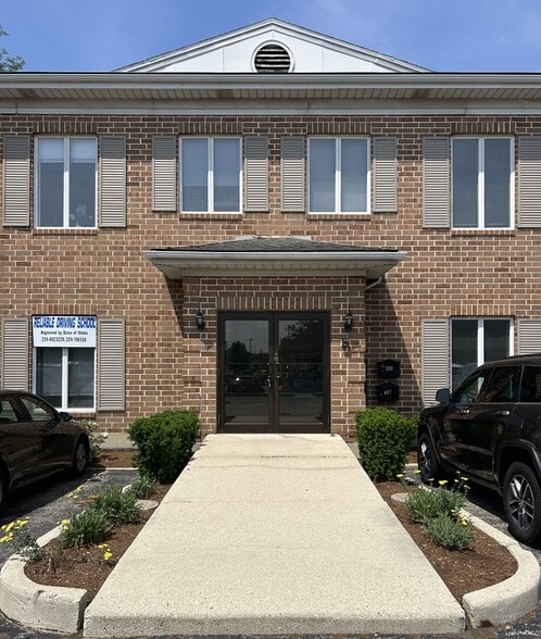 346 Taft Ave, Glen Ellyn, IL for lease - Building Photo - Image 3 of 11