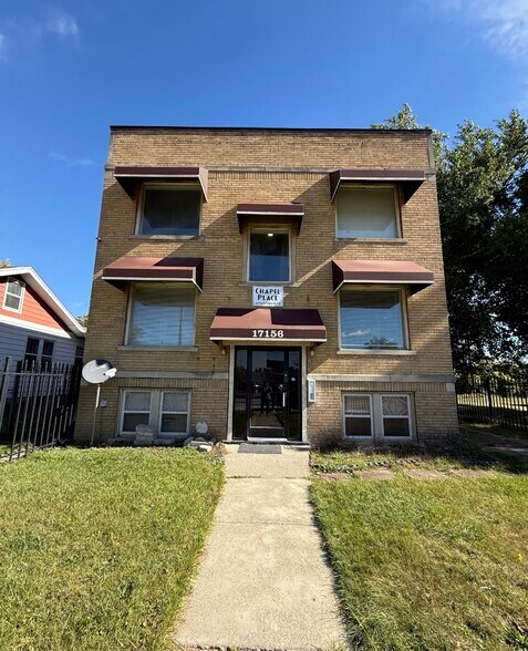 17156 Chapel St, Detroit, MI à vendre - Photo principale - Image 1 de 8