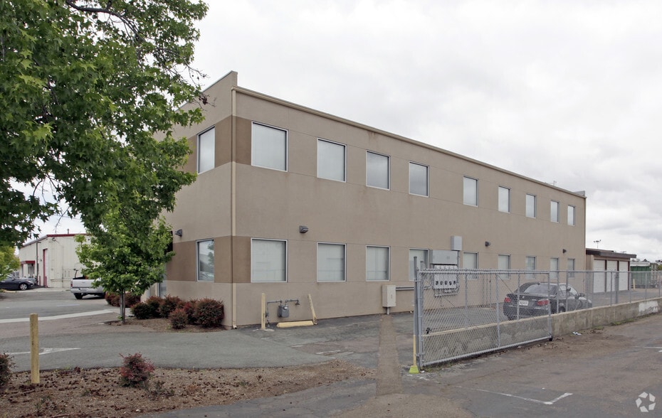 7986 Dagget St, San Diego, CA for lease - Building Photo - Image 2 of 2