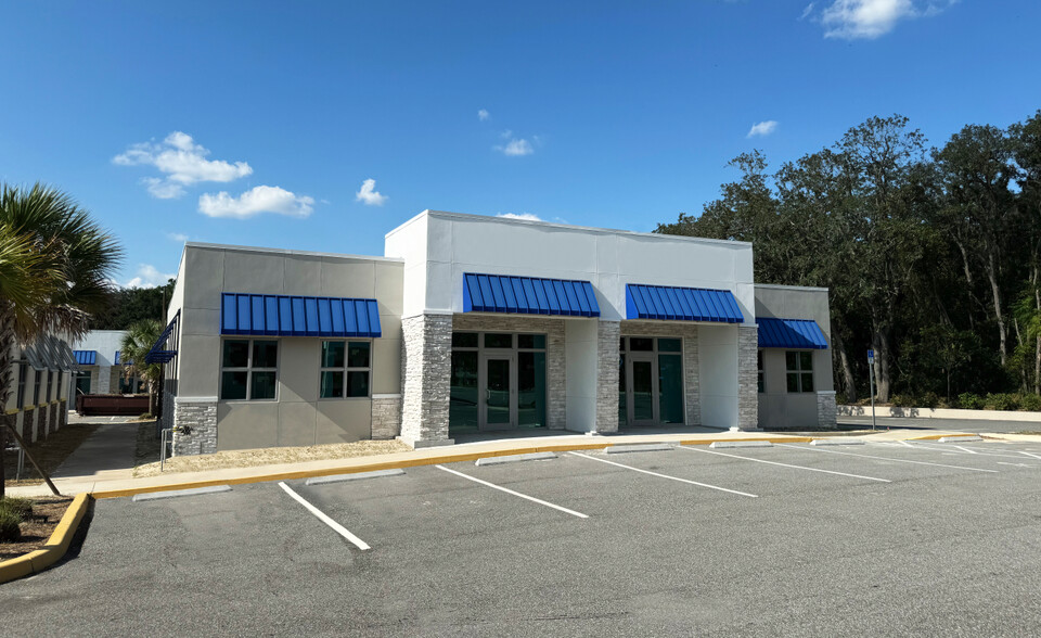 871-801 Highway 466, Lady Lake, FL for lease - Building Photo - Image 1 of 4