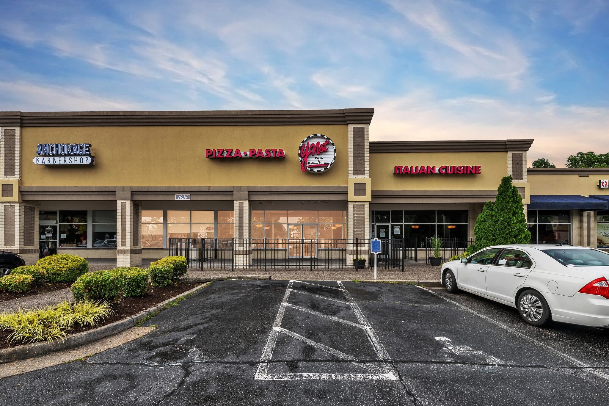 1036 Volvo Pky, Chesapeake, VA à vendre Photo du bâtiment- Image 1 de 44