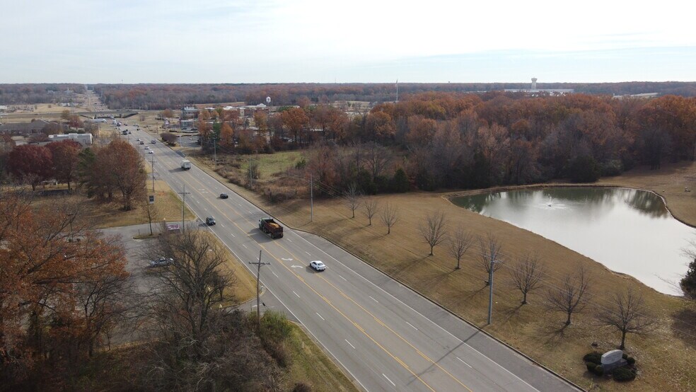 810 Church Rd, Southaven, MS à vendre - Photo du bâtiment - Image 3 de 24