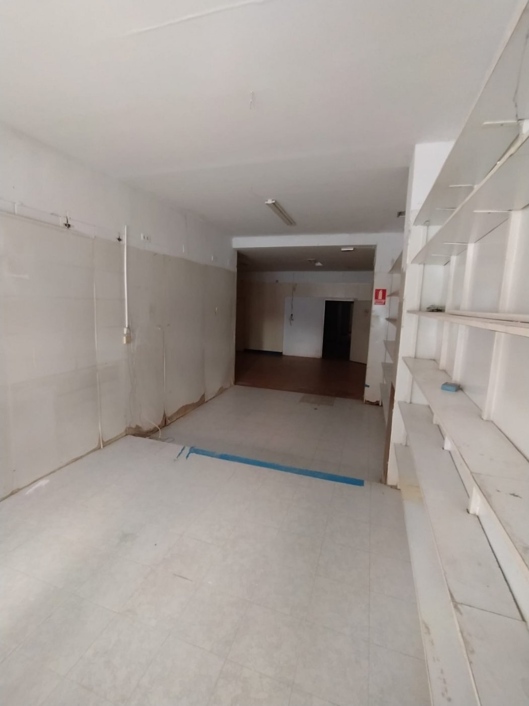 Commerce de détail dans Cáceres, Cáceres à louer Photo du bâtiment- Image 1 de 12