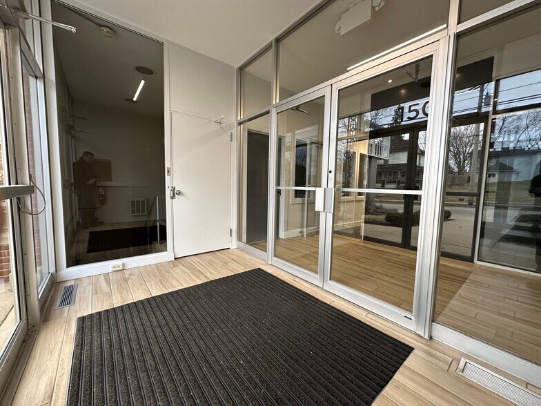 150 E Broadway St, Covington, OH à vendre - Photo du bâtiment - Image 2 de 15