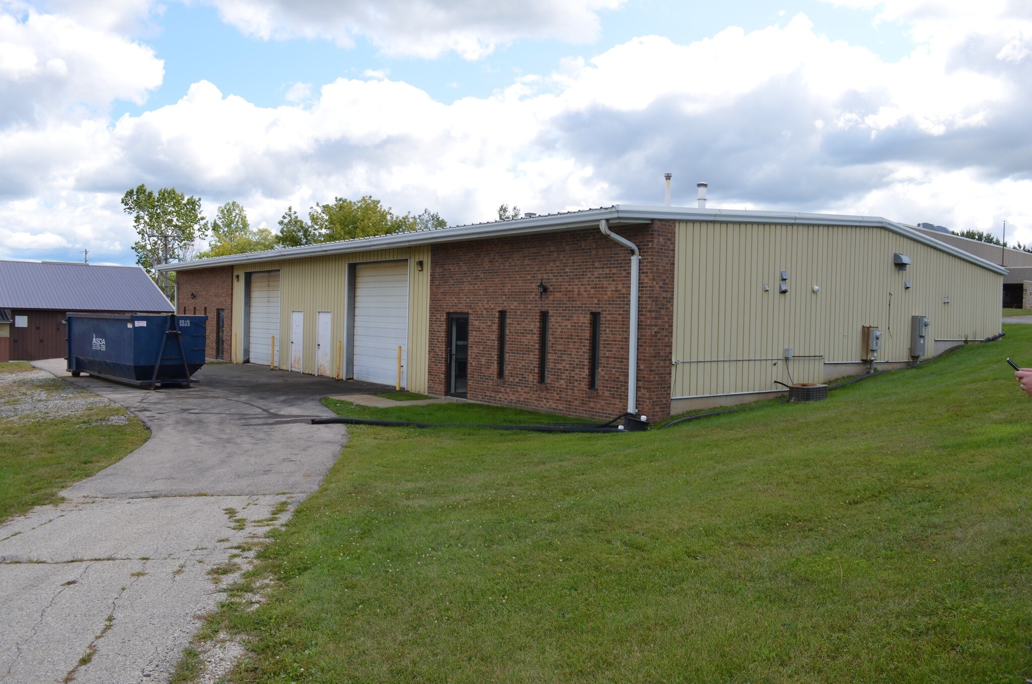 19611 84th St, Bristol, WI à vendre Photo principale- Image 1 de 1