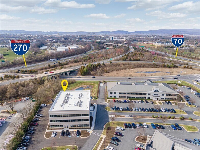 7109 Guilford Dr, Frederick, MD à vendre - Photo du bâtiment - Image 3 de 31