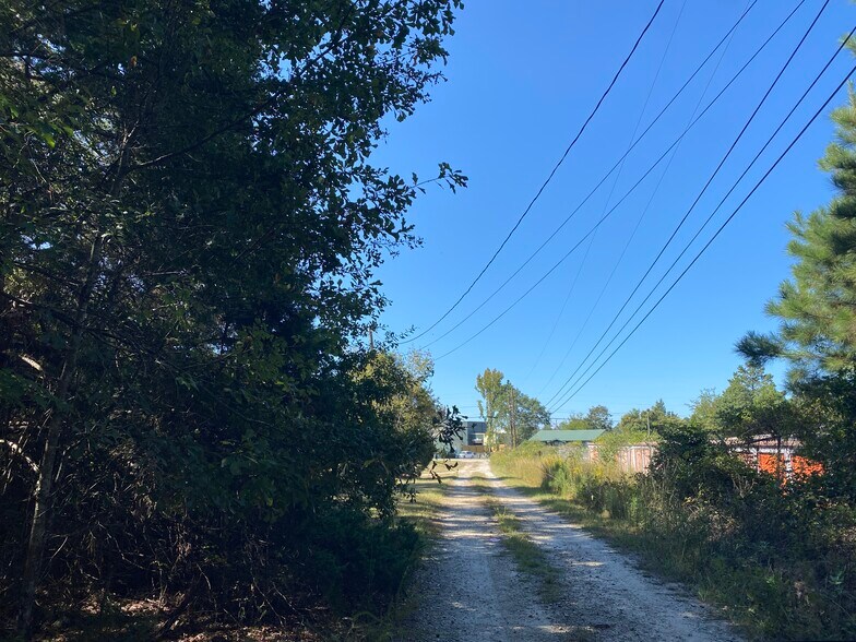 912 Old Washington rd, Thomson, GA à vendre - Photo du bâtiment - Image 2 de 5