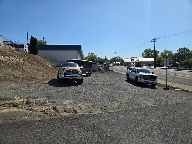 903 16th Ave, Lewiston, ID à vendre - Photo du bâtiment - Image 2 de 8