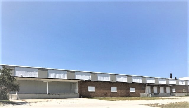 1100 W Barker Ave, Michigan City, IN for lease - Building Photo - Image 3 of 8