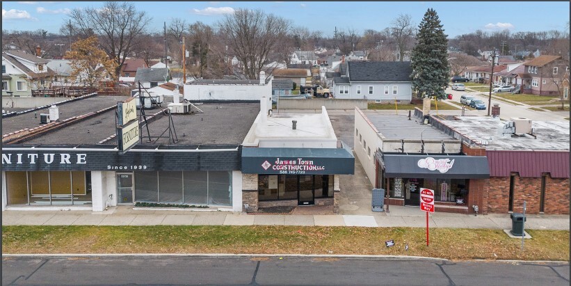 23716 Gratiot Ave, Eastpointe, MI à vendre Photo du b timent- Image 1 de 2