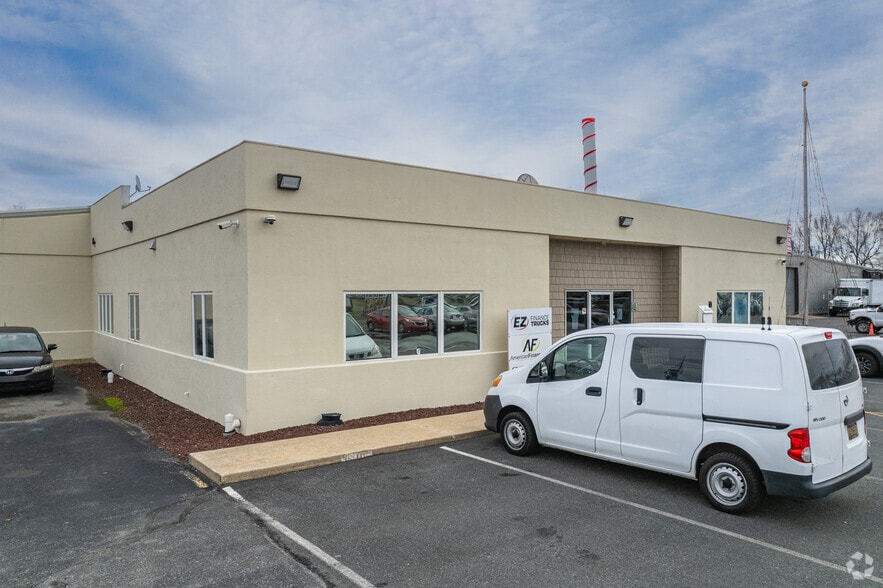 17573 S Dupont Hwy, Harrington, DE for lease - Building Photo - Image 3 of 5