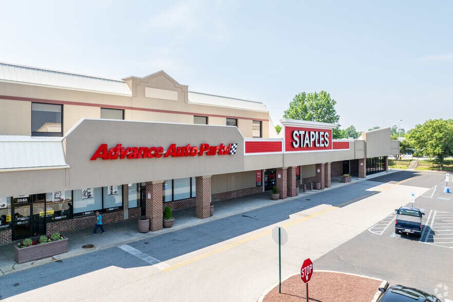 2860 Dekalb Pike, East Norriton Township, PA for lease - Building Photo - Image 3 of 4