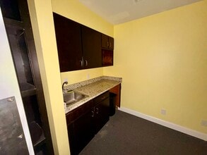 2275 Westpark Ct, Euless, TX for lease Interior Photo- Image 2 of 5