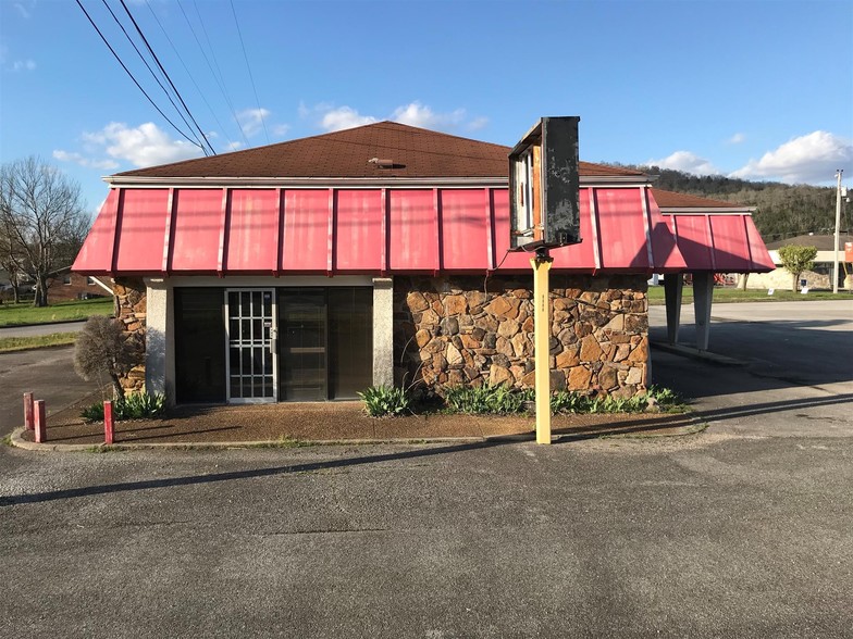 8600 Nashville Hwy, Dowelltown, TN for sale - Primary Photo - Image 1 of 1