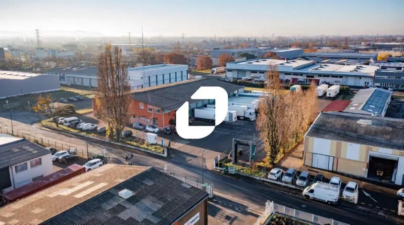 Industrial in Toulouse for lease - Aerial - Image 2 of 5