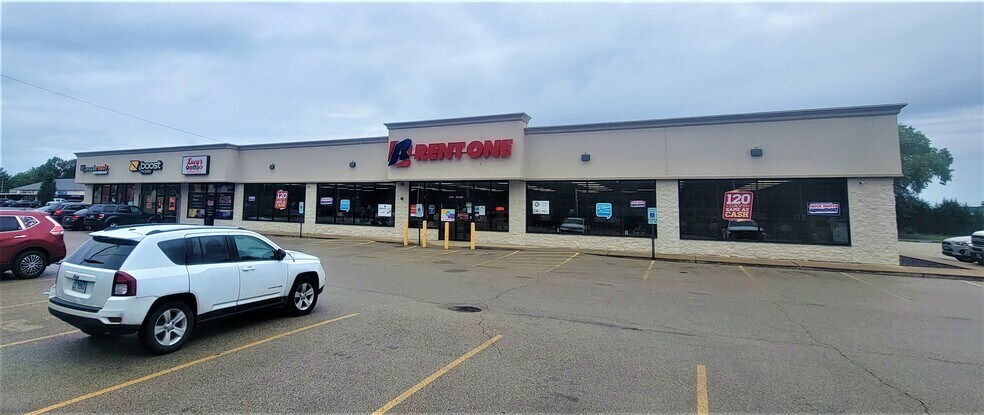 2427 Adlai Stevenson Dr, Springfield, IL à louer - Photo du bâtiment - Image 2 de 5