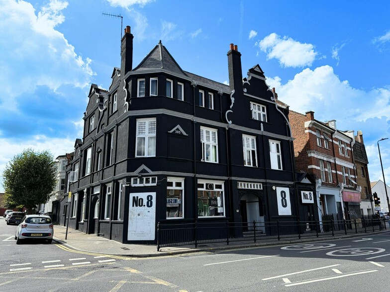 305 High Rd, London for sale - Building Photo - Image 2 of 15