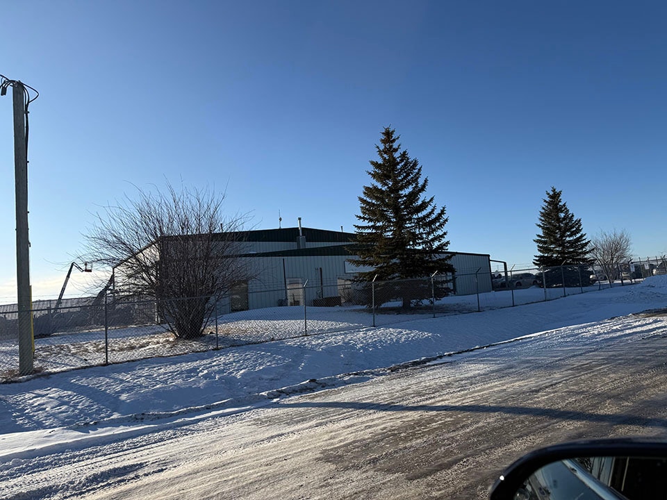 8459 23rd Ave NE, Calgary, AB à louer Photo intérieure- Image 1 de 16