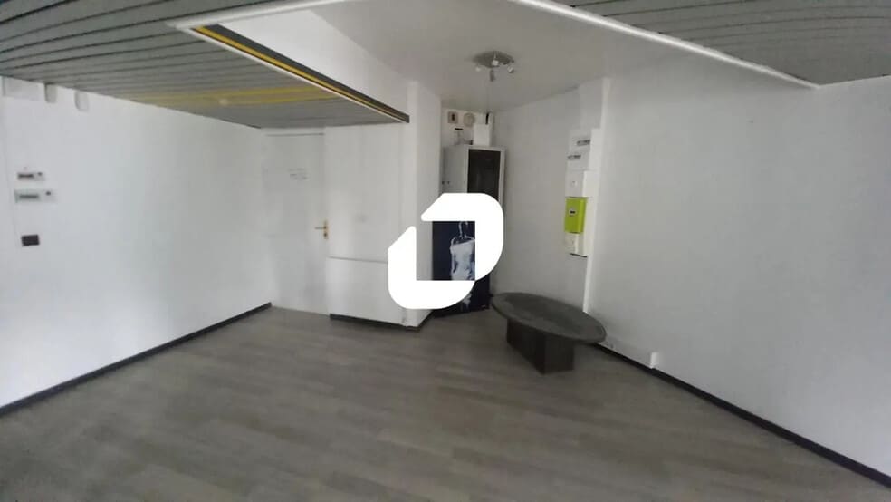 Office in VILLENEUVE-D'ASCQ for lease - Interior Photo - Image 2 of 11