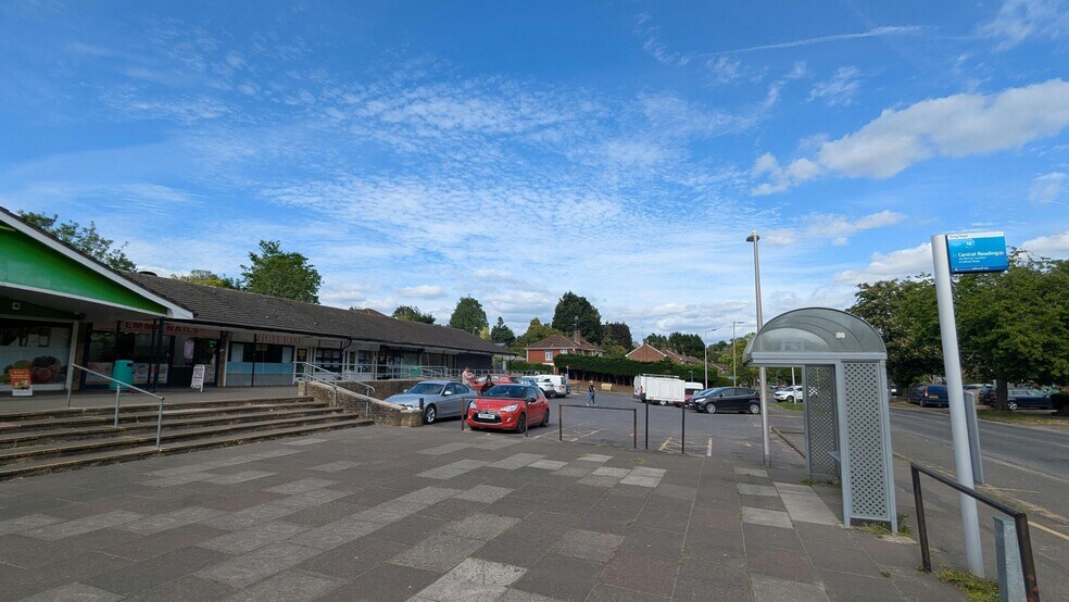 Overdown Rd, Reading à louer - Photo du bâtiment - Image 3 de 12