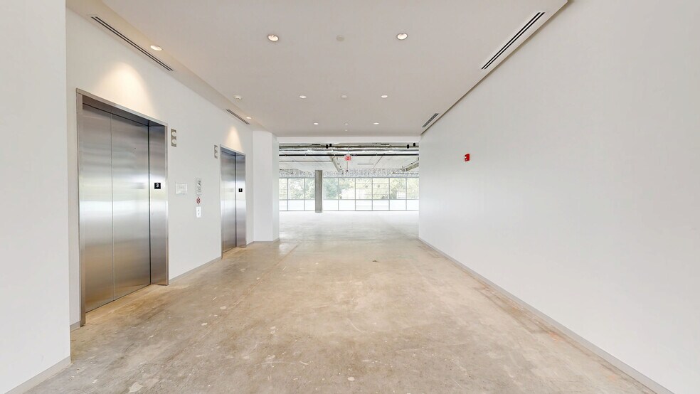 10285 Little Patuxent Pky, Columbia, MD for lease - Matterport 3D Scan - Image 3 of 17