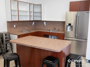 70 Outwater Ln, Garfield, NJ for lease Interior Photo- Image 2 of 5
