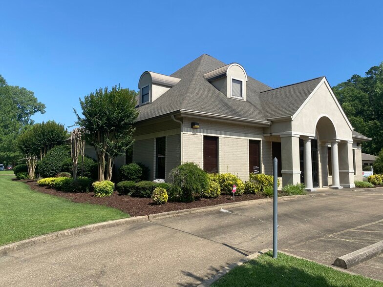 2906 Cypress Rd, Arkadelphia, AR à vendre - Photo du bâtiment - Image 3 de 20