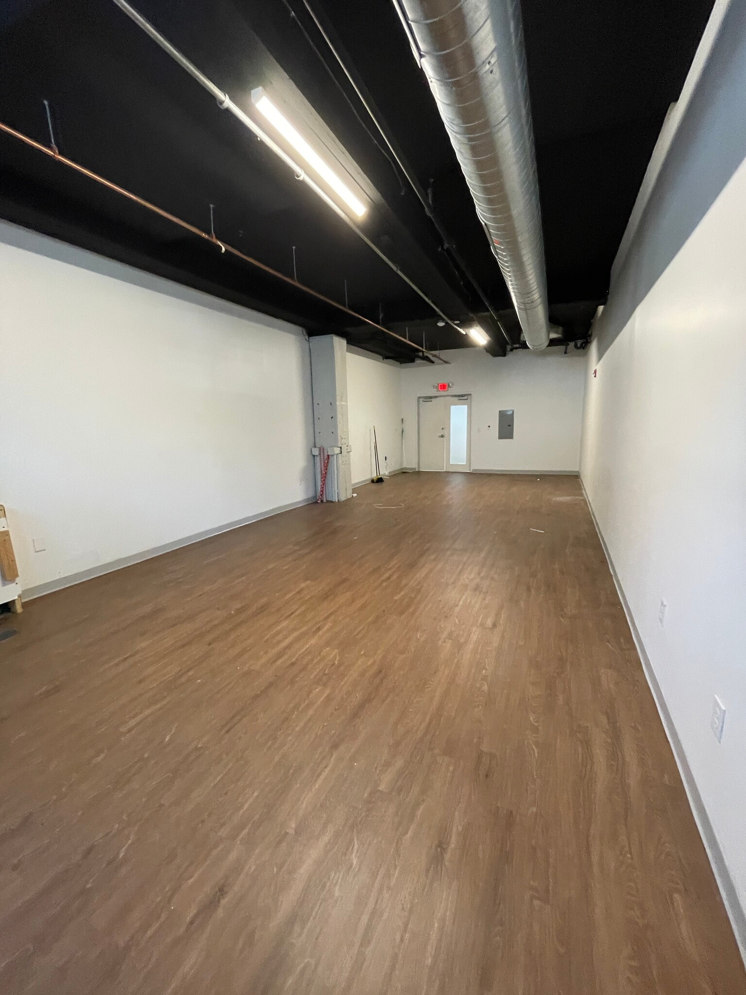 3400 J St, Philadelphia, PA for lease Interior Photo- Image 1 of 4