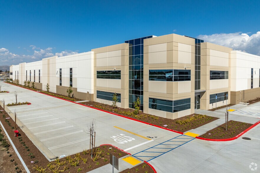 16300 Coyote Bush Rd, Riverside, CA for sale - Building Photo - Image 2 of 7