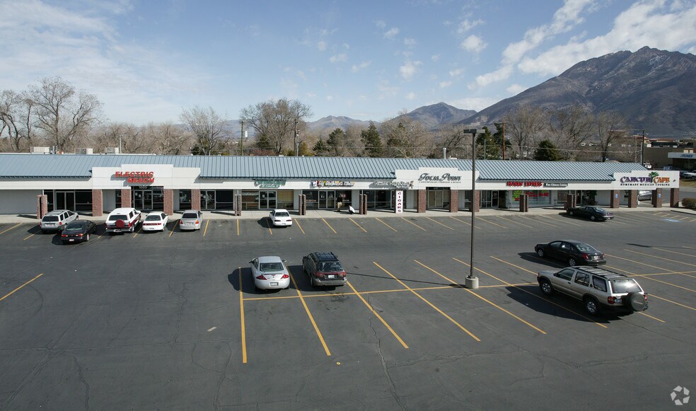 1855-1891 Fort Union Blvd, Salt Lake City, UT à louer - Photo du bâtiment - Image 3 de 5