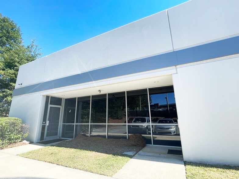 556 Arbor Hill Rd, Kernersville, NC for lease - Building Photo - Image 2 of 7