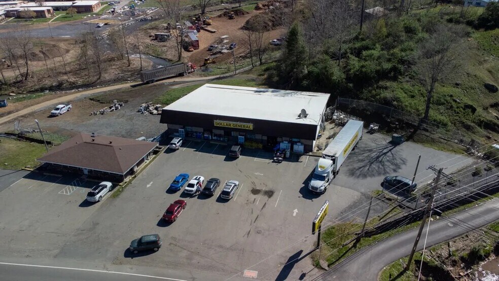 395 Crimson Laurel Way, Bakersville, NC à vendre - Aérien - Image 3 de 3