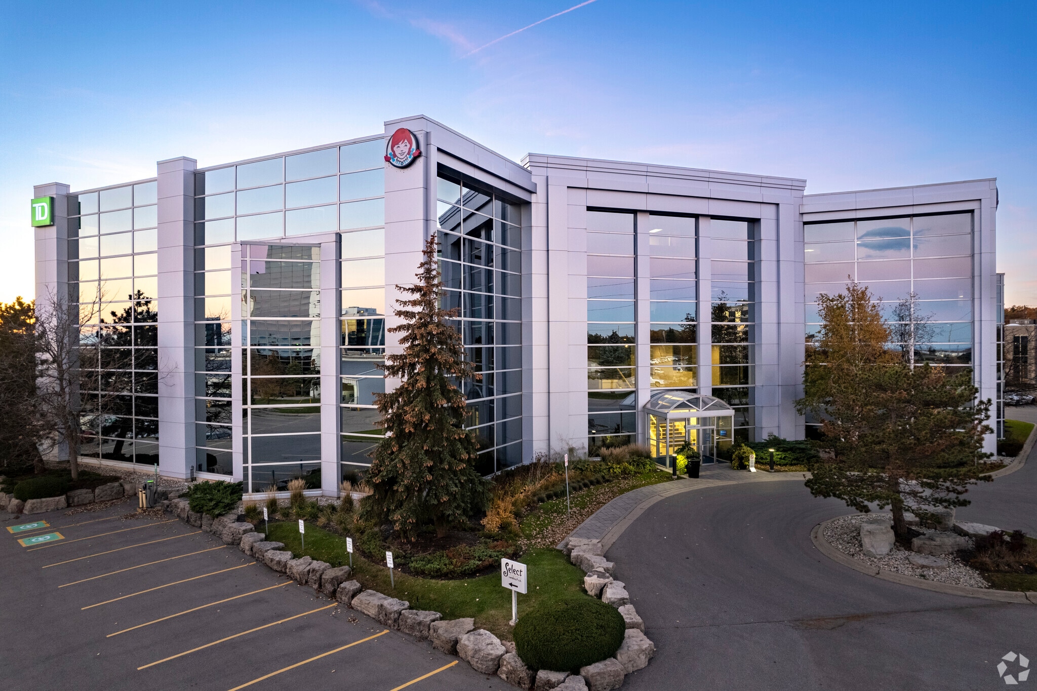 5515 N Service Rd, Burlington, ON for lease Primary Photo- Image 1 of 5