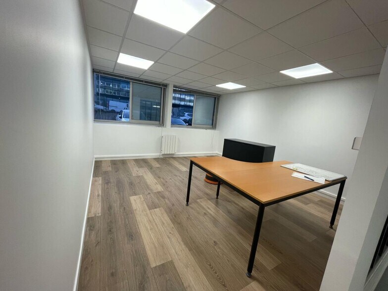Flex dans Nanterre à louer - Photo intérieure - Image 3 de 14